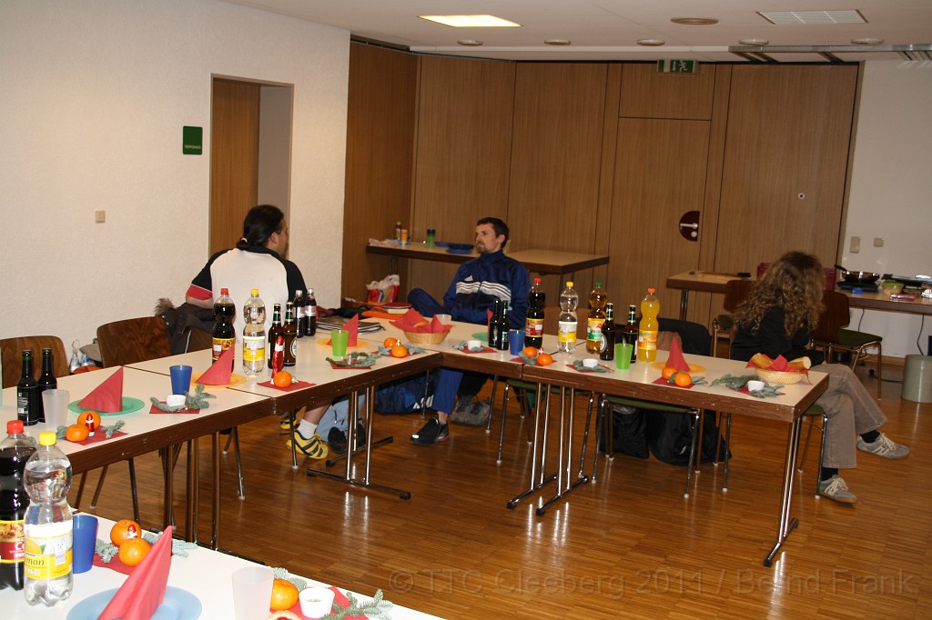 2011_12_12 20_16_40_ttc-vereinsmeisterschaften_001.jpg